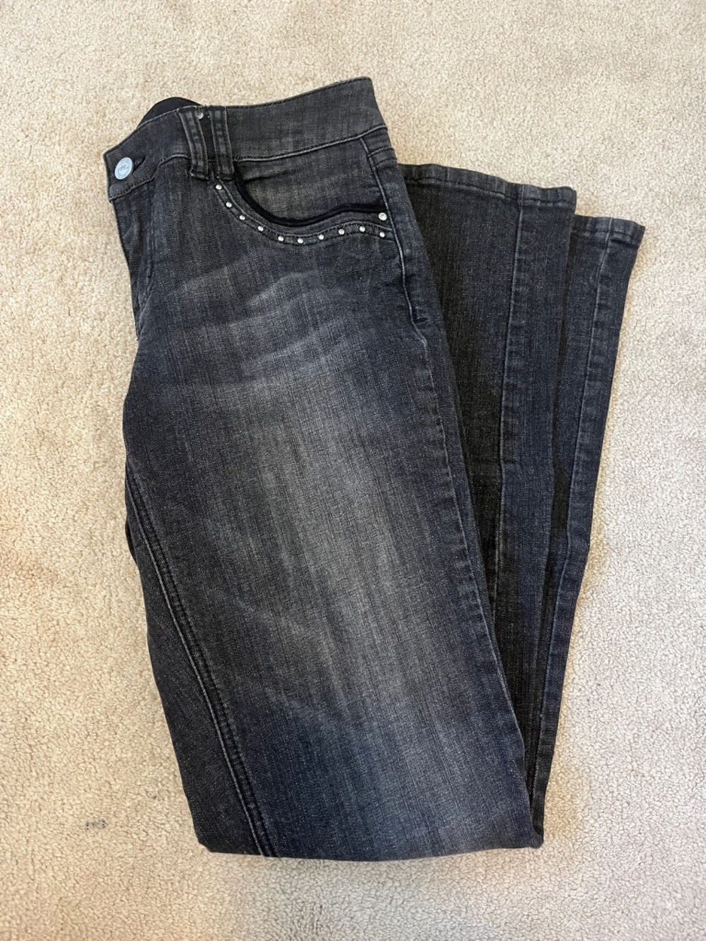 Lowrise Women’s Dark Gray/black Jeans with Stud Accent